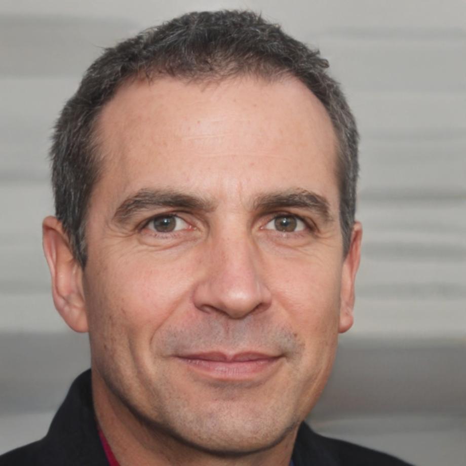 Miguel Torres - Mentor Técnico Senior